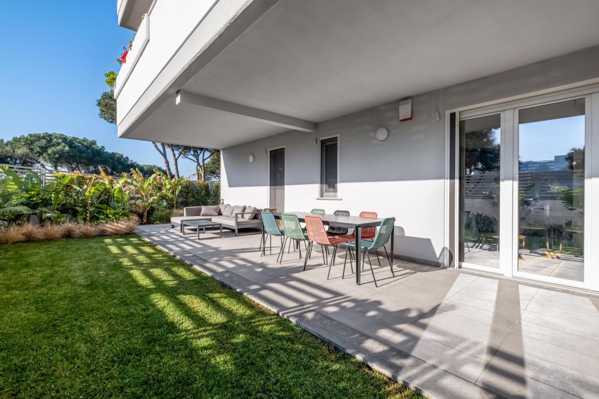 The Tropical Corner By Rentbeat Apartment Rom